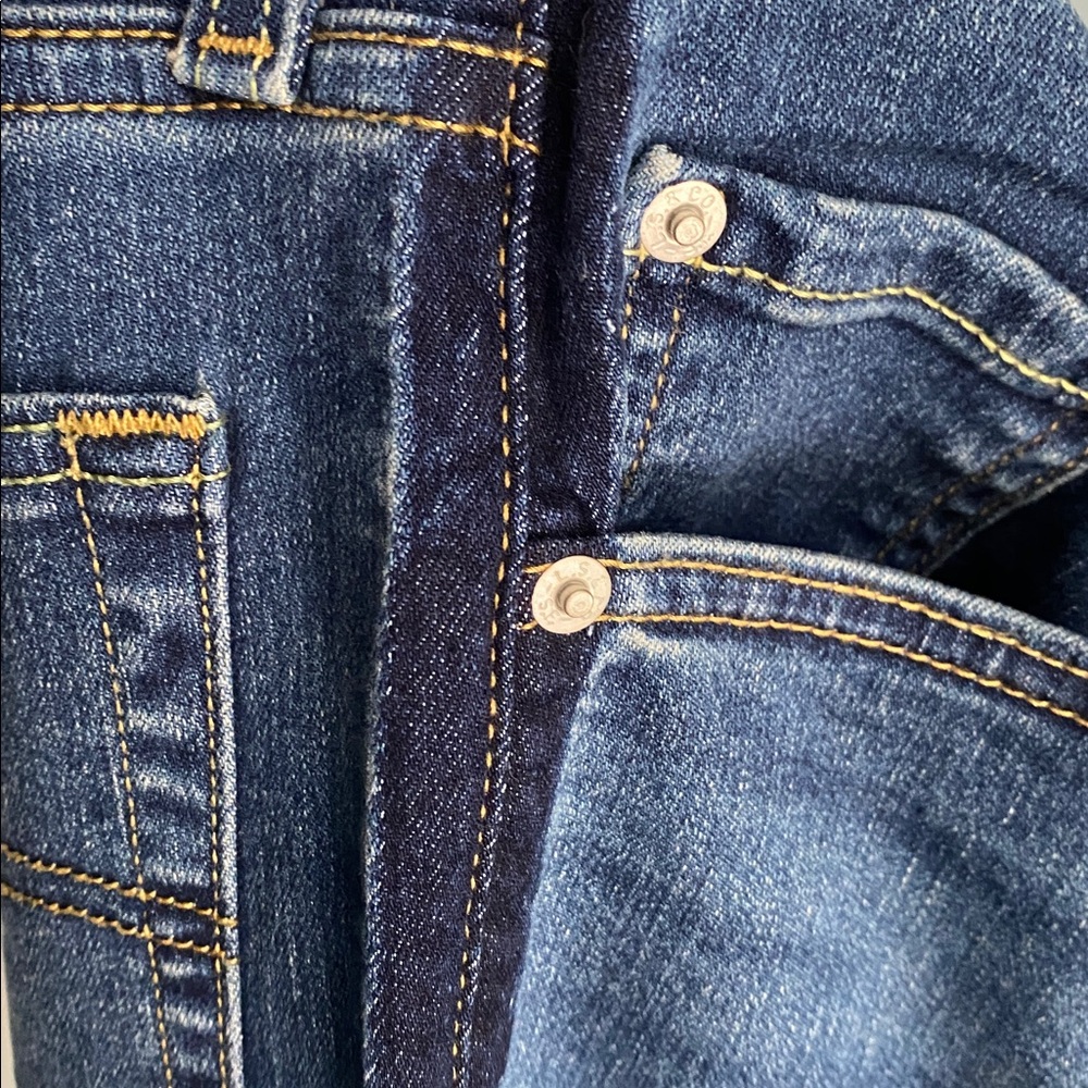 Levi’s 725 High Rise Bootcut Jeans - Picture 6 of 9